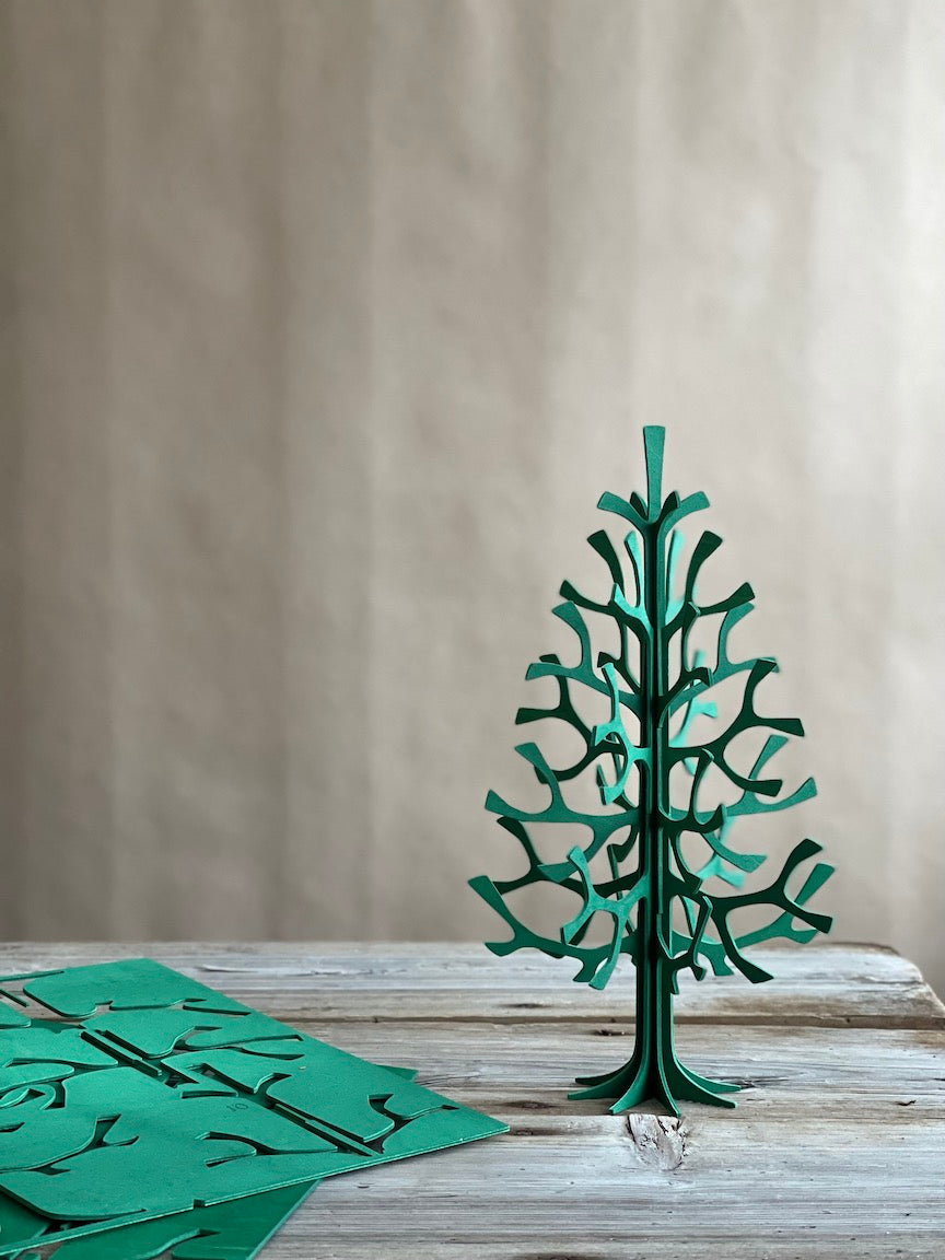 Lovi Spruce, Green